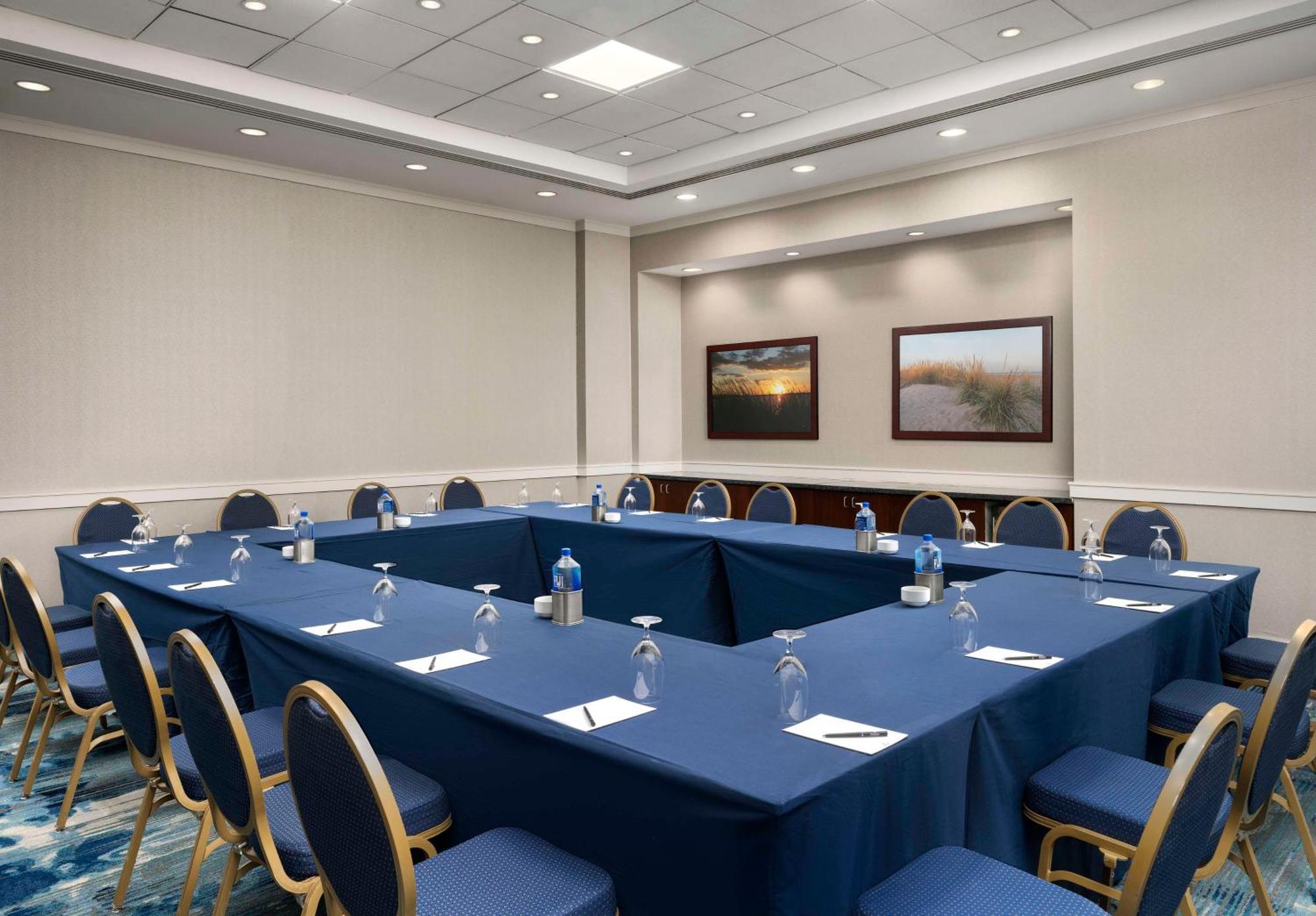 Hilton Virginia Beach Oceanfront Esterno foto